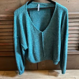 Blue/green boutique sweater